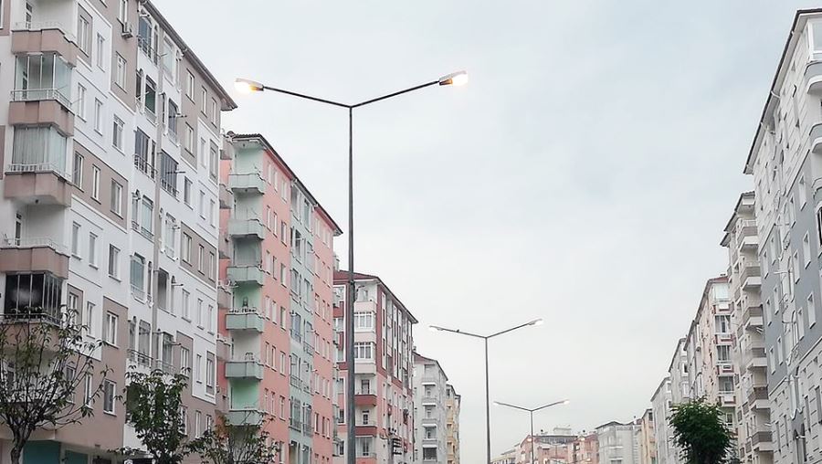 AYDINLATMALAR 'DONANIM' KURBANI