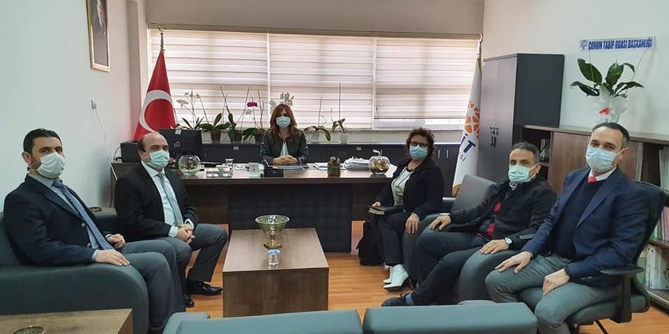 “KORONAVİRÜS SAĞLIK ÇALIŞANLARI İÇİN MESLEK HASTALIĞI OLMALI”