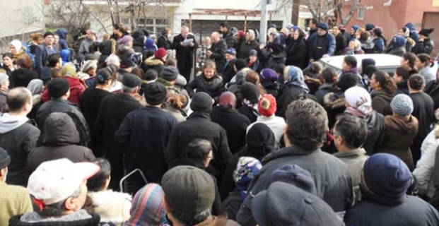 İHTİYAÇ SAHİPLERİNE UN DAĞITILDI