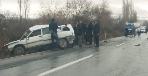 ZIRHLI ARAÇ KAZA YAPTI 1 ÖLÜ 3 YARALI