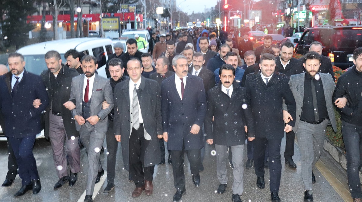 “AÇILIM SÜRECİNDE TERÖR DAĞDAN ŞEHİRE TAŞINDI”